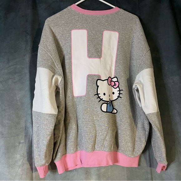 Hello Kitty Womens Sweatshirt 2024 Sanrio Gray, Pink & White Size XL Kidcore - Picture 3 of 7